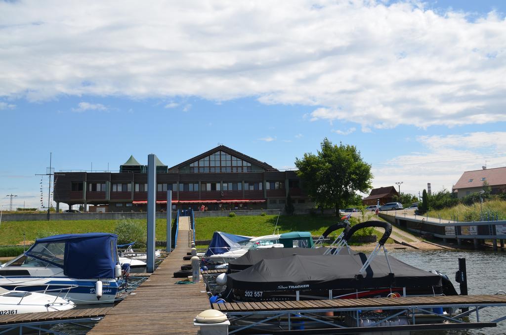 Resort Marina Labe Lovosice Exterior photo