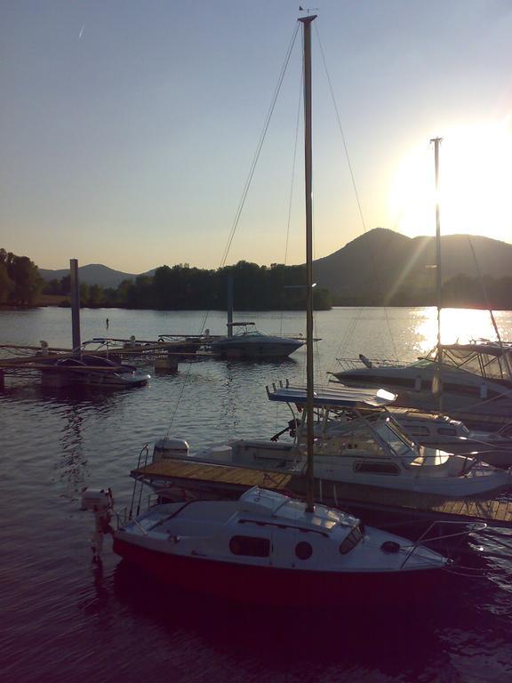 Resort Marina Labe Lovosice Exterior photo