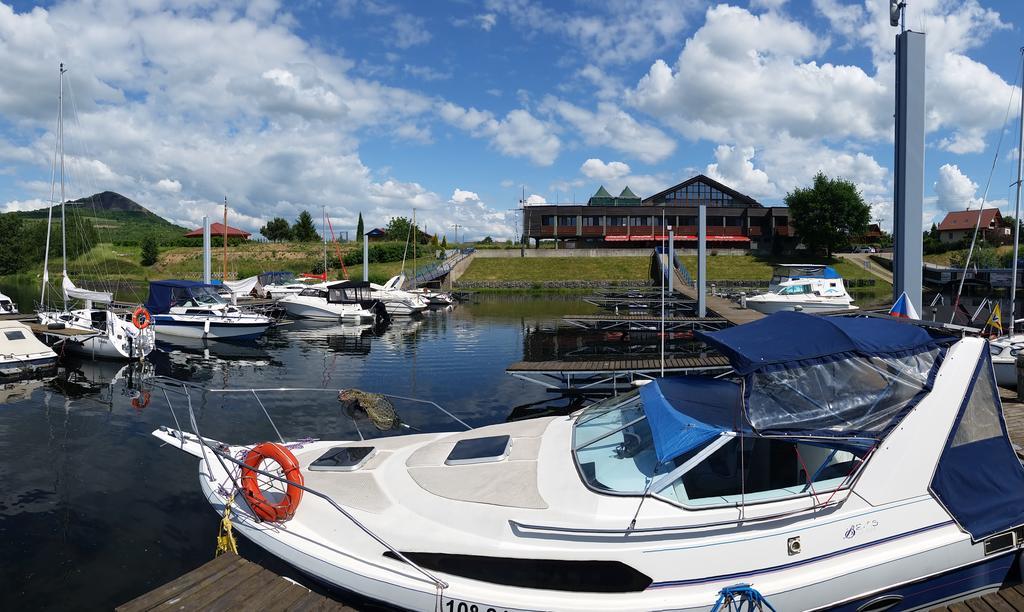 Resort Marina Labe Lovosice Exterior photo