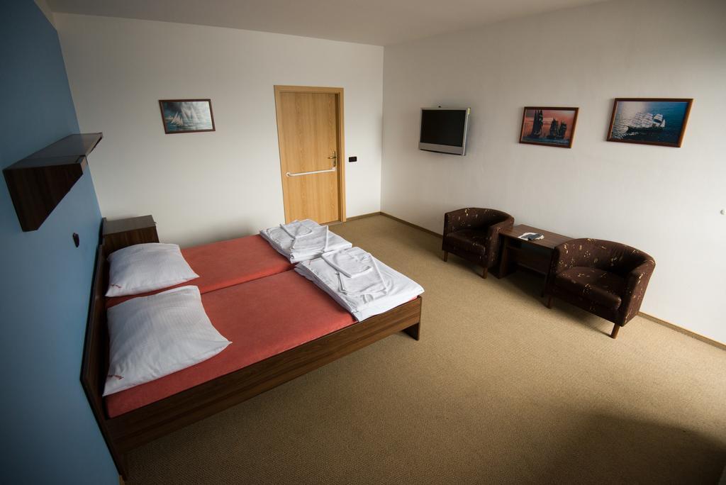 Resort Marina Labe Lovosice Room photo