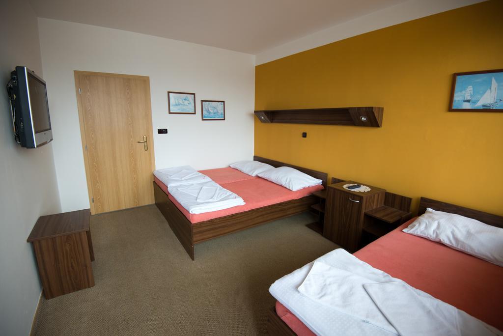 Resort Marina Labe Lovosice Room photo